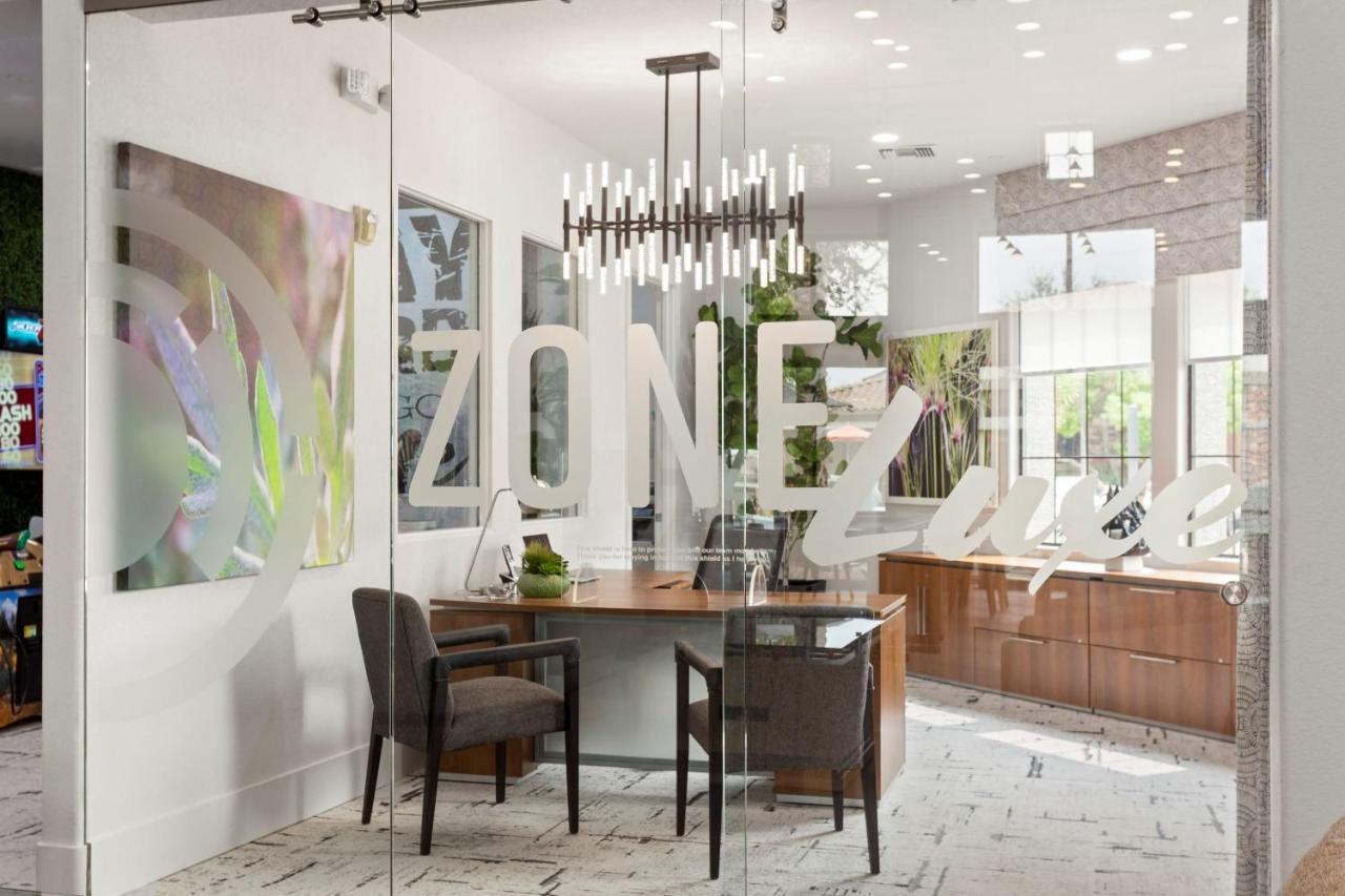 Cozysuites Glendale By The Stadium With Pool 06 エクステリア 写真