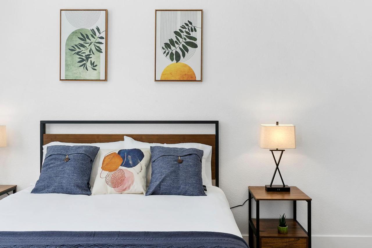 Cozysuites Glendale By The Stadium With Pool 06 エクステリア 写真